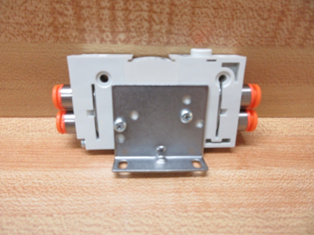 SMC VQ1000-FPG-N7N7-F Pneumatic Block VQ1000FPGN7N7F