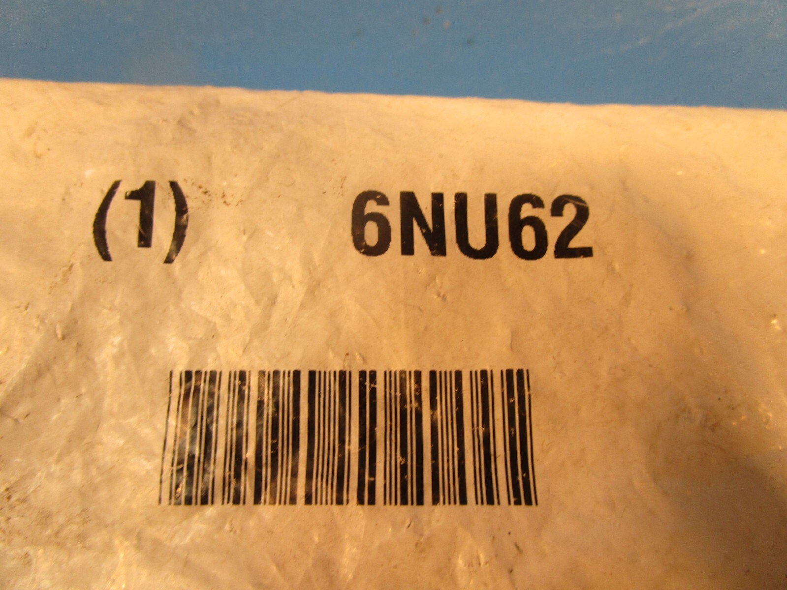 Package of 24 GRAINGER 6NU62, Cap Nut: 3/8″-24 Thread, Plain, Brass, 0.5 in Hex