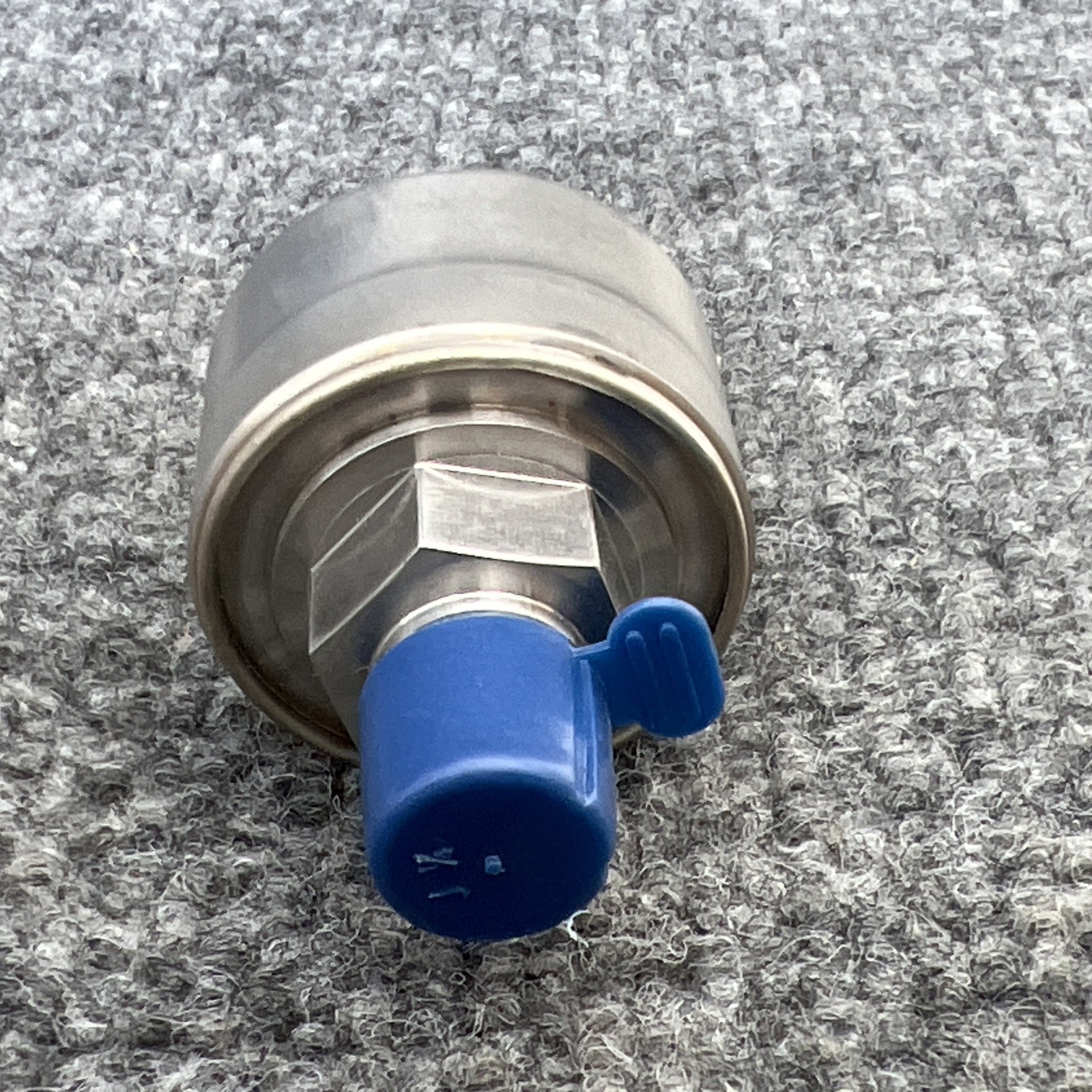 York International 325-25927-600 Oil Pressure Transducer New Other