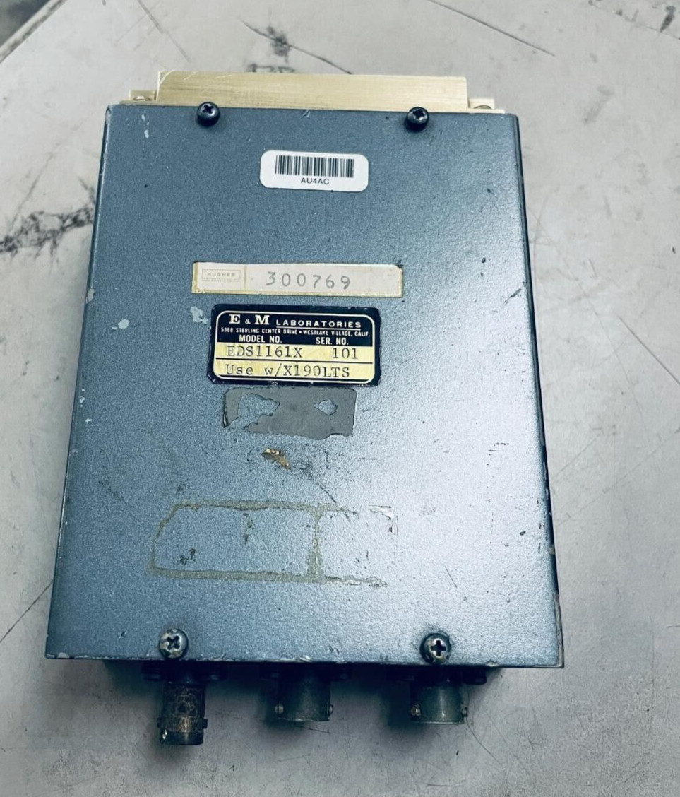 HUGHES AIRCRAFT ( E&M LABORATORIES ) AVIONICS INSTRUMENT Model EDS1161 @ D2