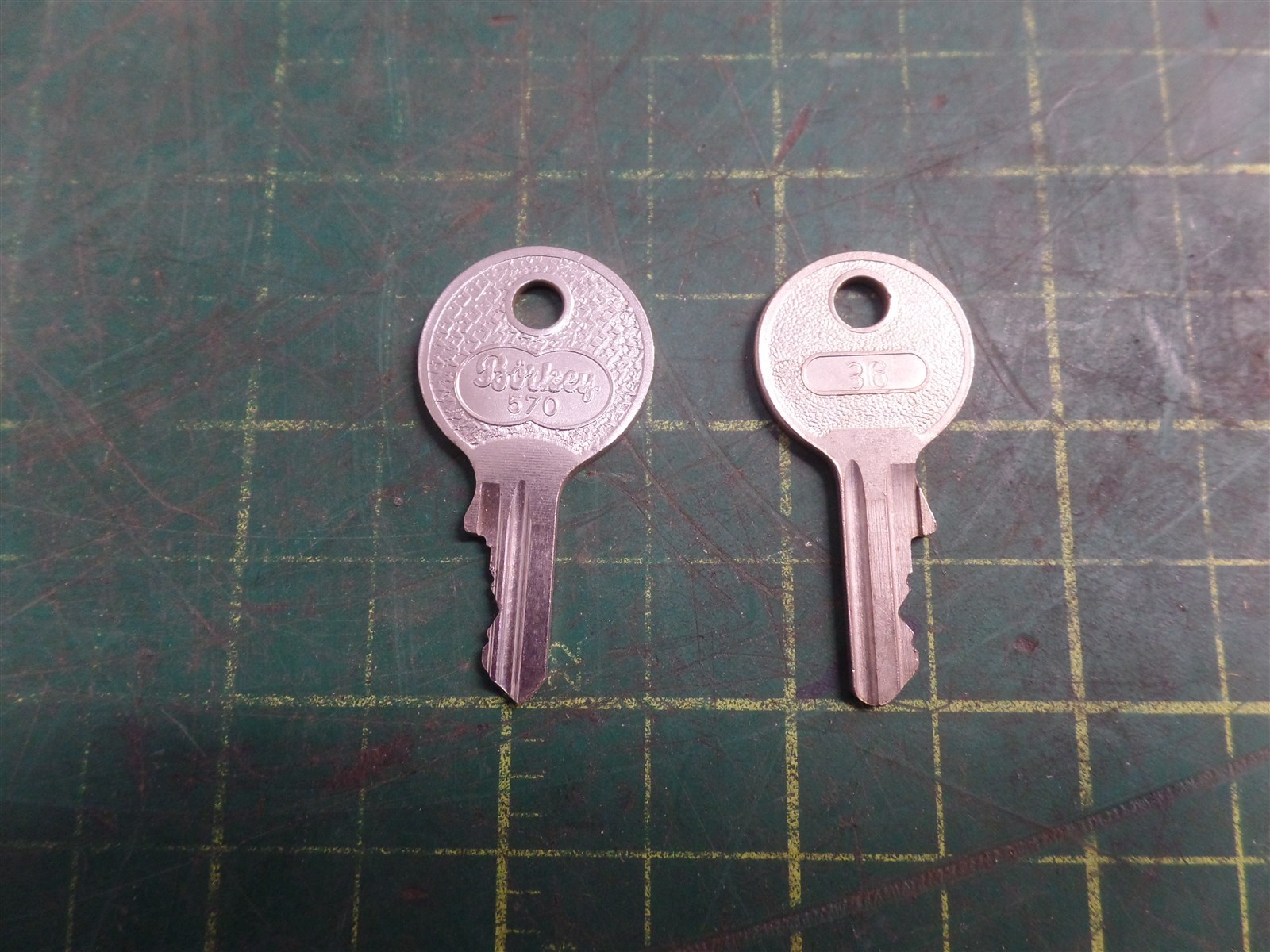 GENUINE TROJAN O&K 10049704800 KEYSET, TEREX 10-059704800, NIB, N.O.S