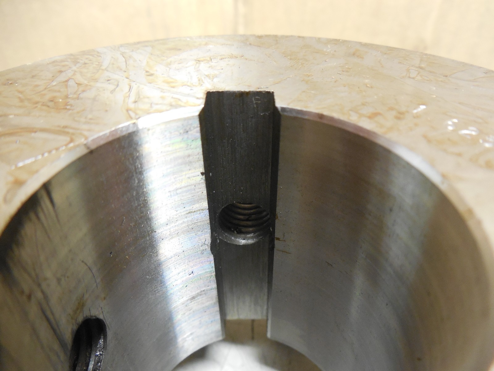 FALK COUPLING 3700189 30R10 HUB 1.6250 BORE 3/8″ x 3/16″ KW 105142