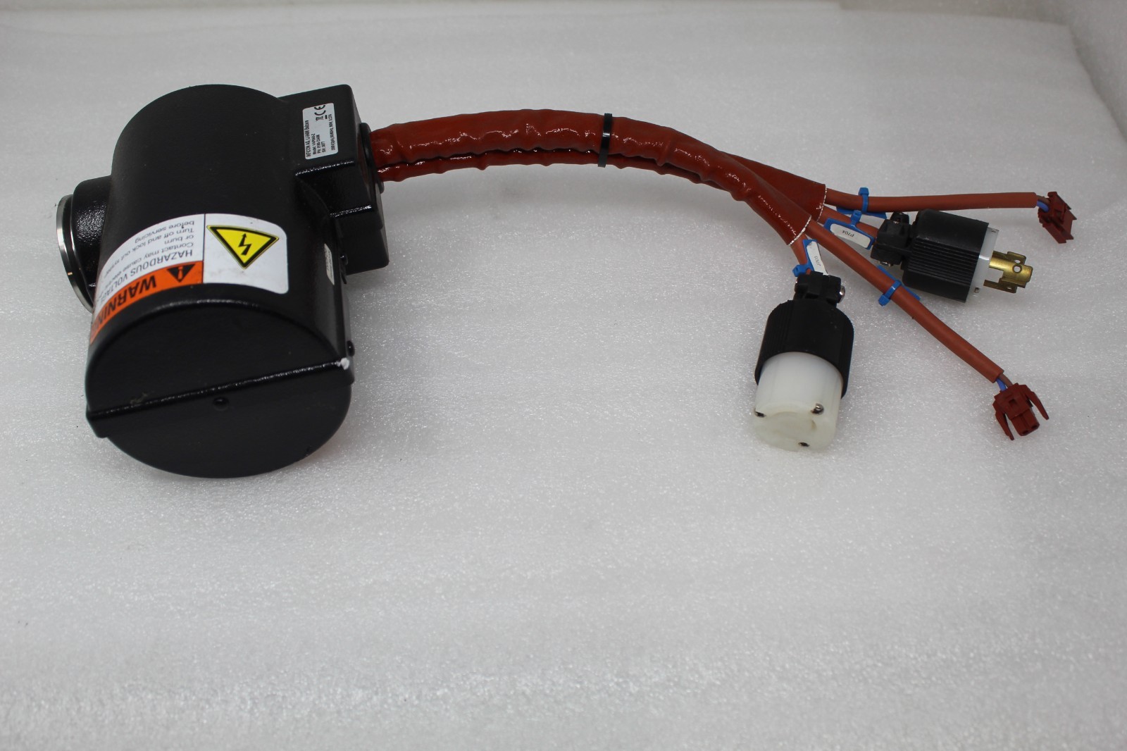 NEW INFICON AG LI-9496 BAIZERS 0190- 23498 VAP040-Z 208V (2PH) 56V 0.27A 50/60Hz