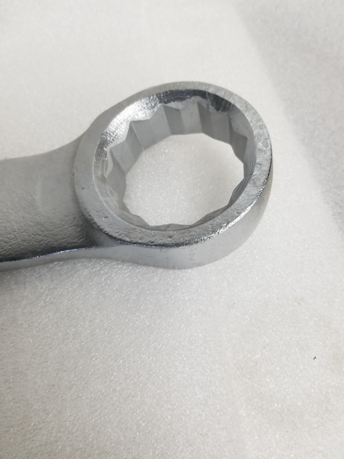 S-K Tools C84 Combination Wrench 2-5/8″ SurGrip 12-Point 32″-OAL Made in USA