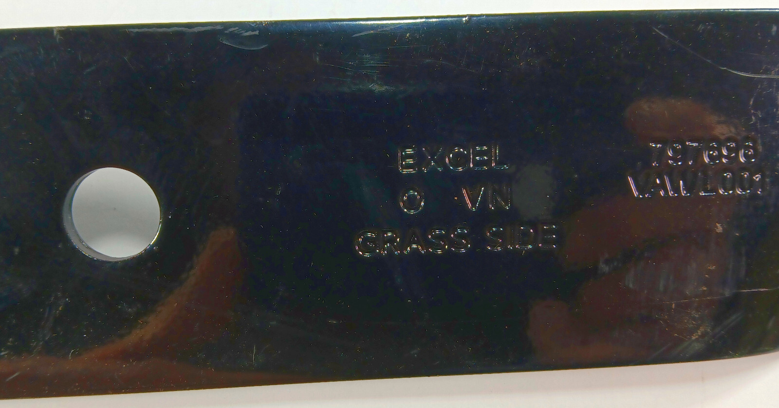 1 NEW EXCEL HUSTLER 797696 18 ½” LAWN MOWER BLADE NNB ***MAKE OFFER***