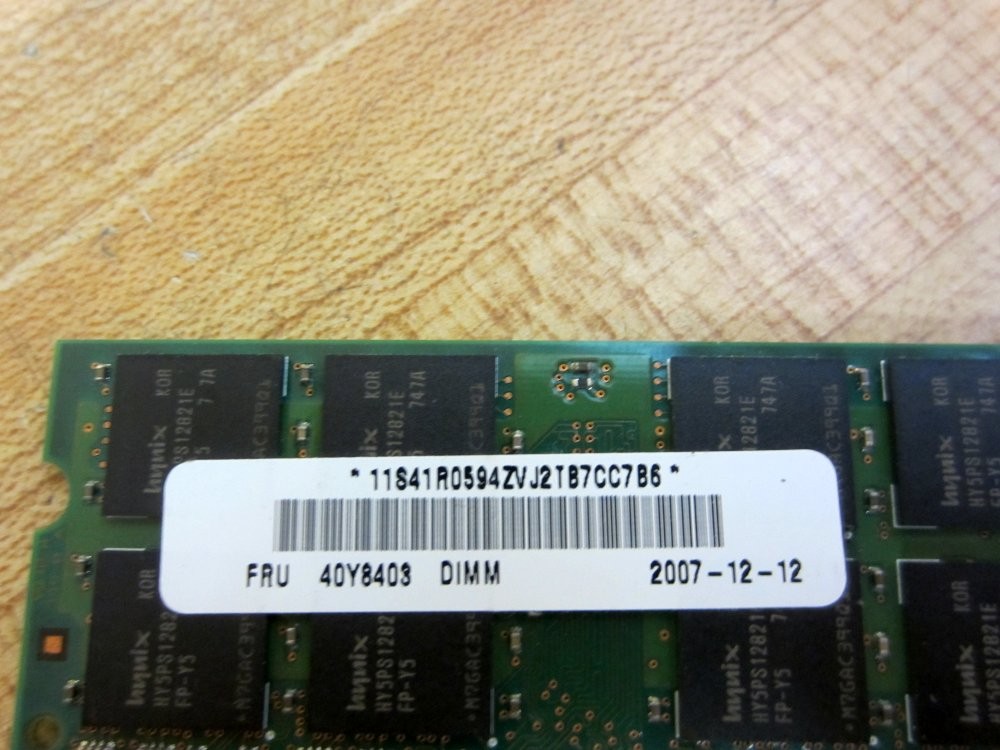 Hynix HYMP512S64EP8-Y5-AB Memory Module PC2-5300S-555-12