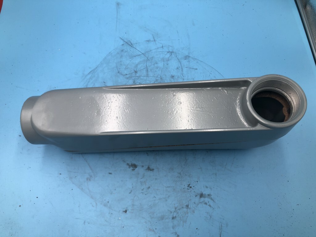 Thomas Betts MALB-6 Mogul Pulling Elbow w/ Cover and Gasket