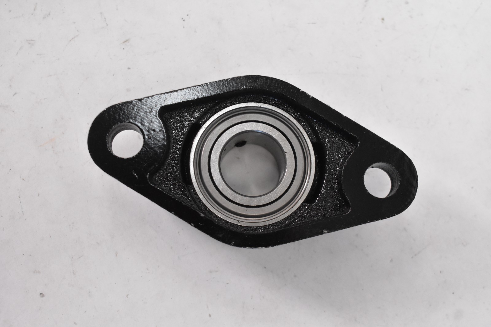 2 Bolt Flange Bearing 1-1/4″ SB205-16G Support Bracket Replacement Unit