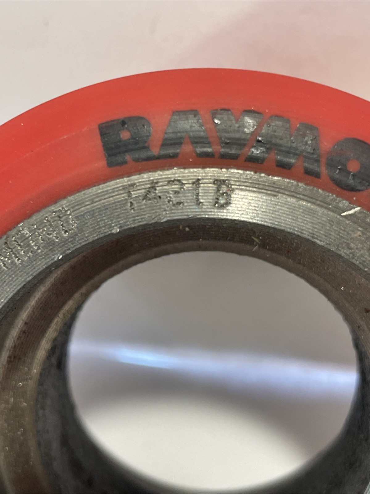 RAYMOND 076/107 T421B WHEEL – POLY HIGH LOAD