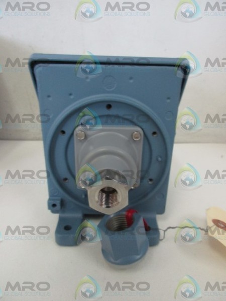 UNITED ELECTRIC J400-376 PRESSURE CONTROLLER NSMP