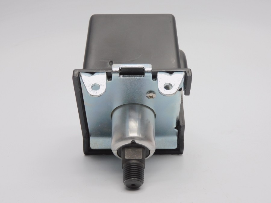 UNITED ELECTRIC H54-27 480VAC 15A 30-300PSI NSNP