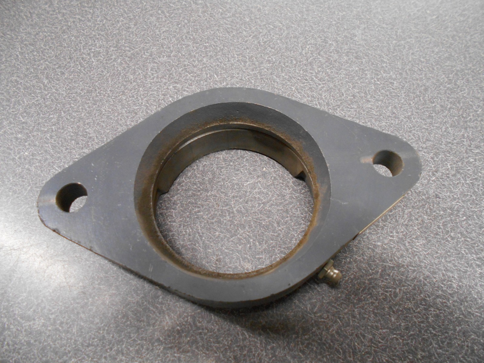 Burns/Tisco 90mm 2-Bolt Greasable Bearing Flange. T90-R. NEW!