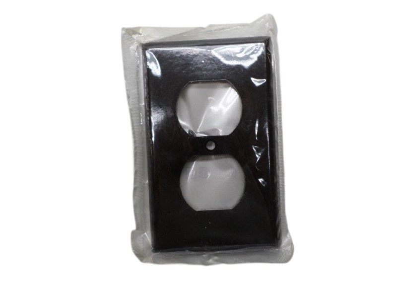 LEVITON 001-85003 BROWN PLASTIC RECEPTACLE WALLPLATE NSMP