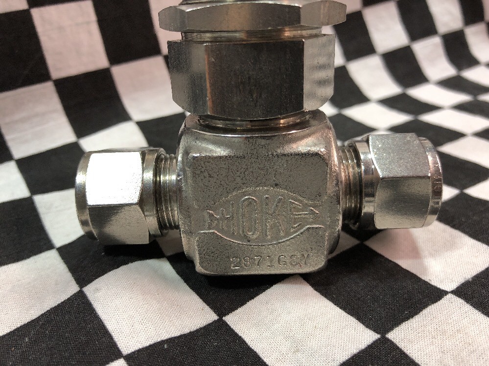 Lot Of 2, HOKE NEEDLE VALVE 1/2″ TUBE, 2871G8Y, SHIPSAMEDAY Box 8 “G”