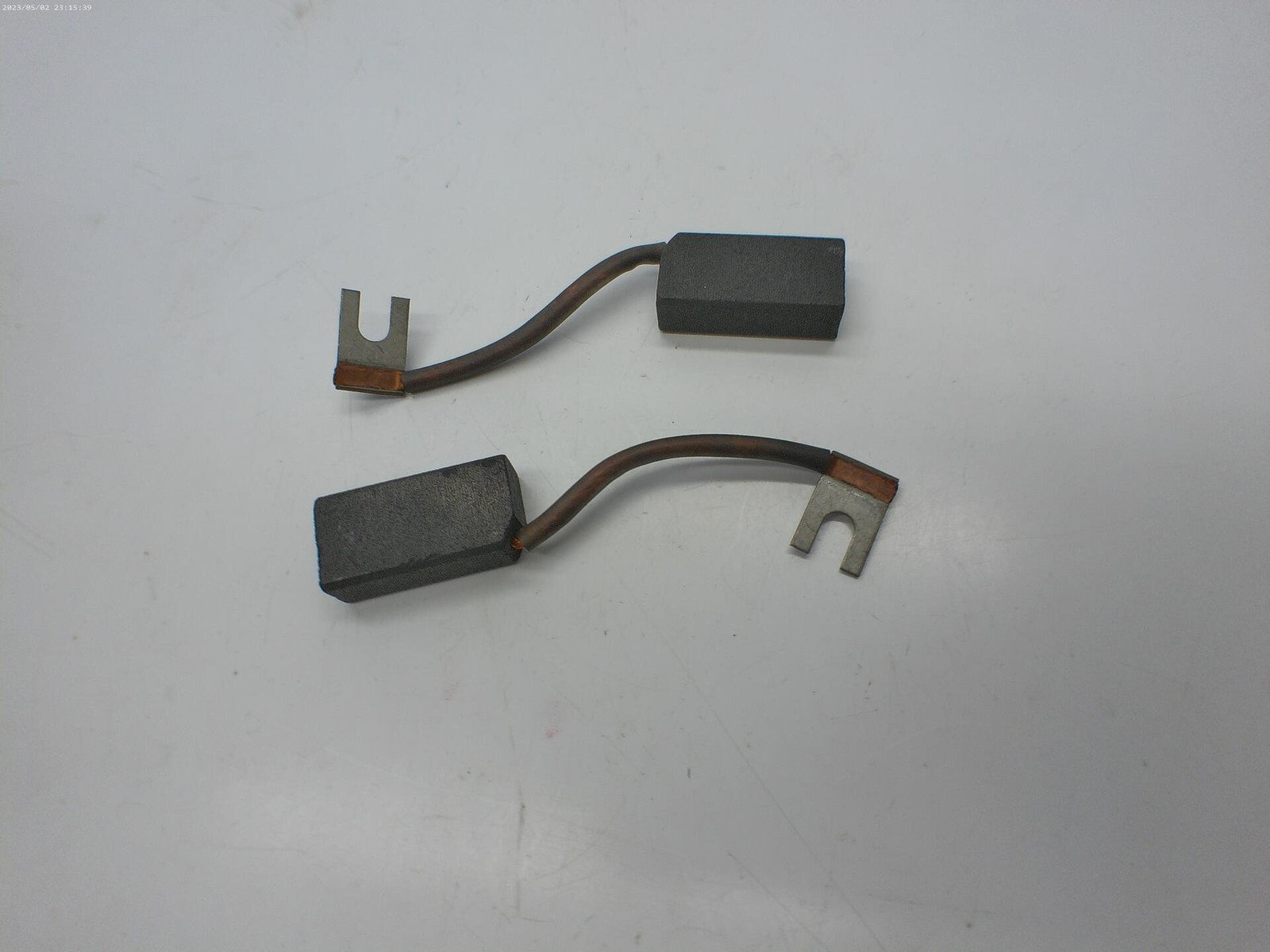 CARBONE EG367J CARBON BRUSH LOT OF 2 NSNP