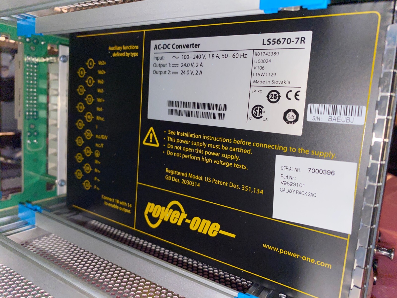 Cisco Scientific Atlanta Galaxy Modular Rack w/ 2 AC-DC Converter Power-One 24V