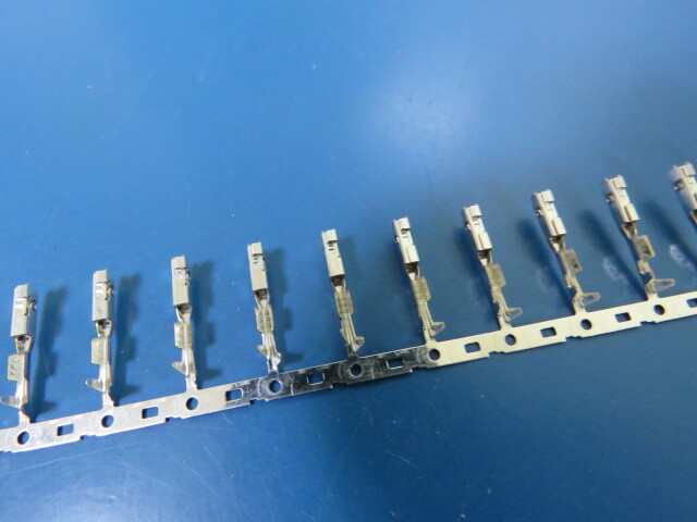Yazaki 7116-4766-02 Qty of 100 per Lot Yazaki 7116-4766-02