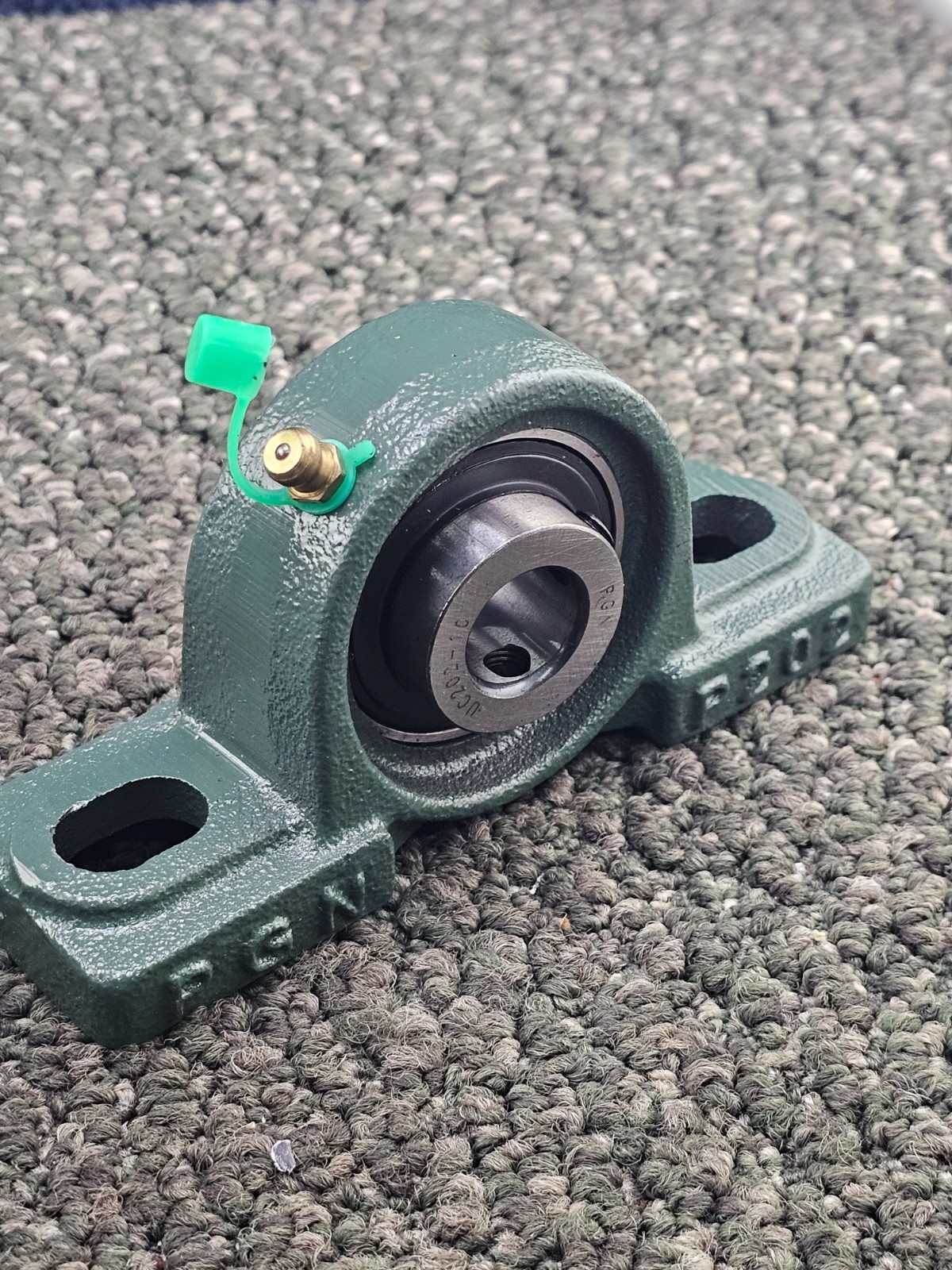 (QTY 2) PGN P202 UC202-10 PILLOW BLOCK BEARING 5/8″ BORE CAST IRON CAGE