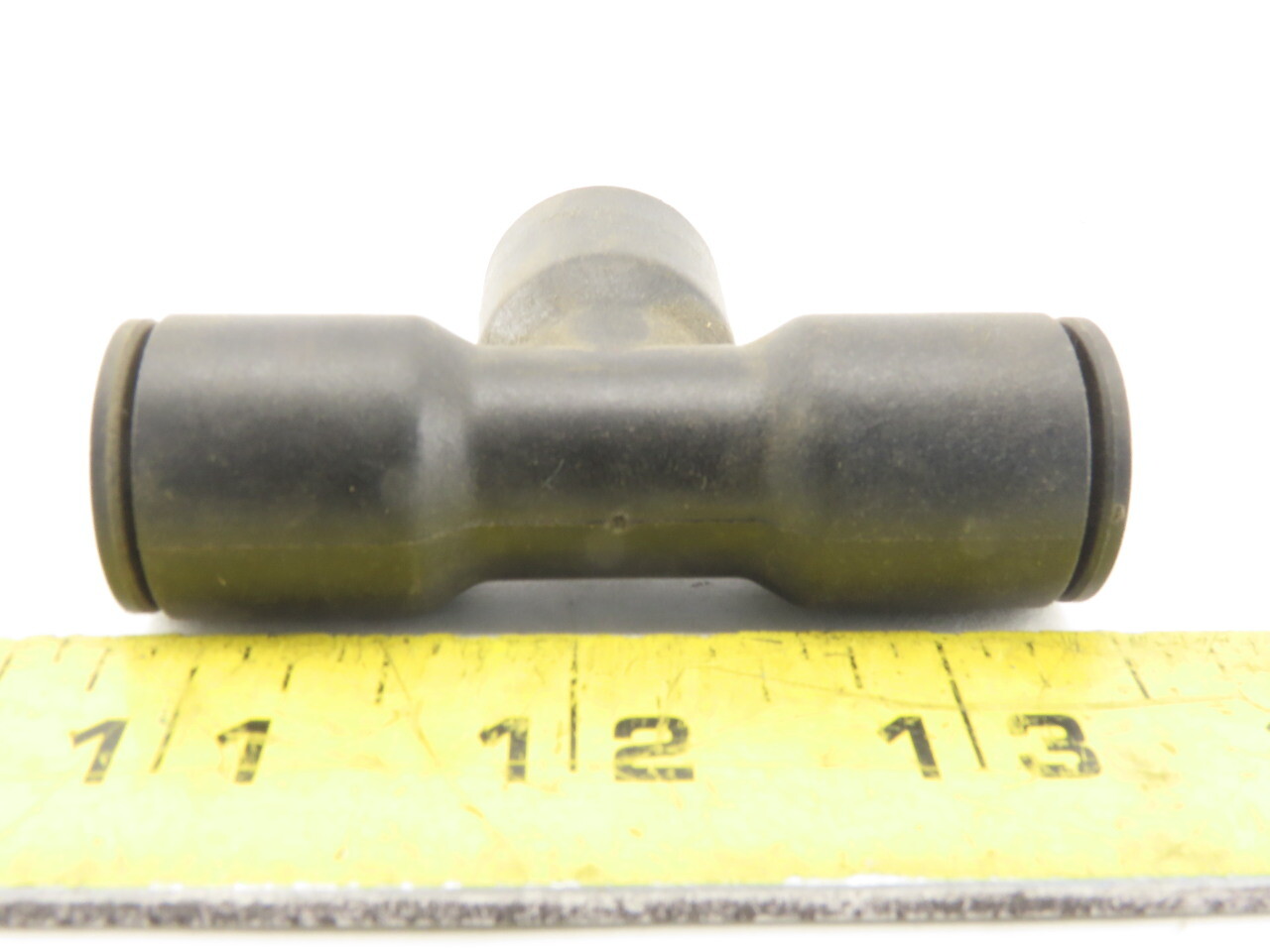 Legris Nylon Union Tee Fitting Push to Connect 1/2″ X 3/8″ X 1/2″ lot of 8