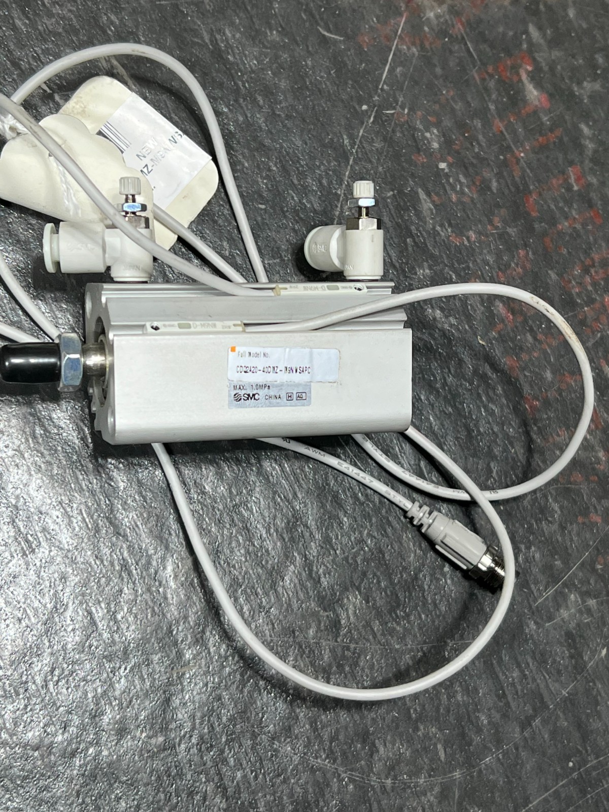 smc cdq2a20-40dmz-m9nwsapc nos no packaging shelfware