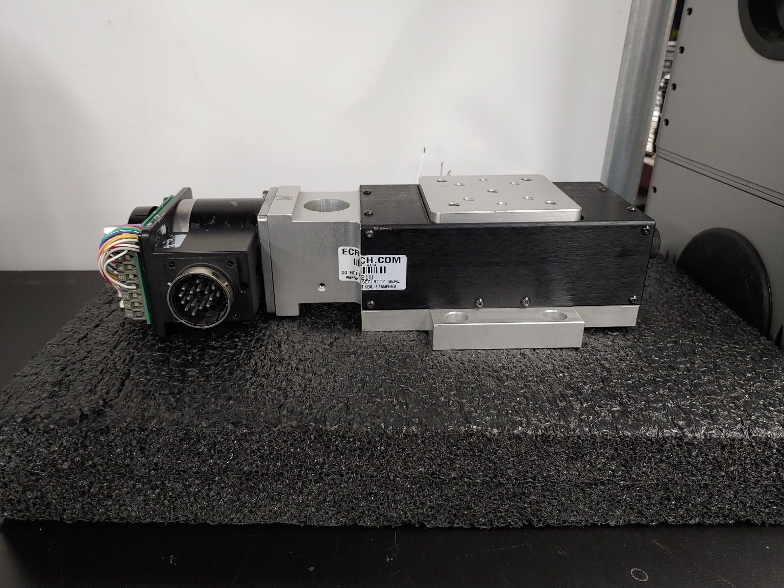 AEROTECH AVS105 AVS Series 5mm Travel Linear Stage