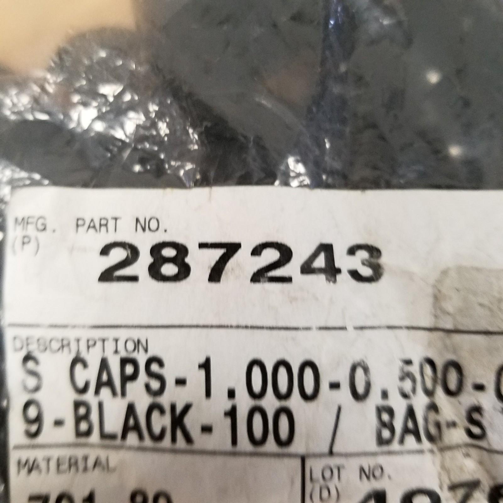 287243, 1.000″ x 0.500″ Black Short Cap, 100 Count Bag – NEW