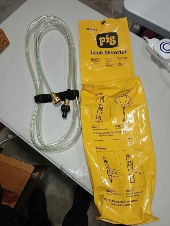 PIG TLS461-YW Quick Deploy Leak Diverter,Yellow,4 lb. 30PX52