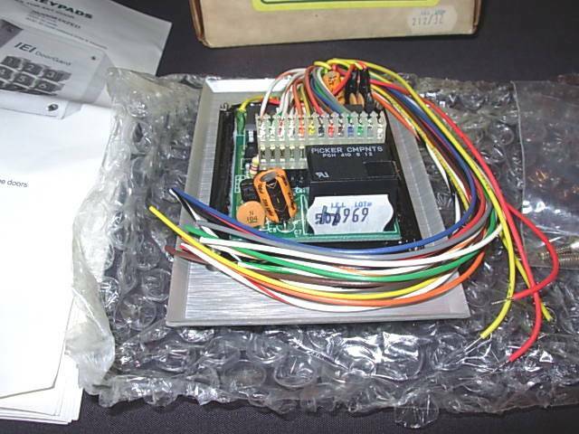 1x IEI-215 Standalone Access Control