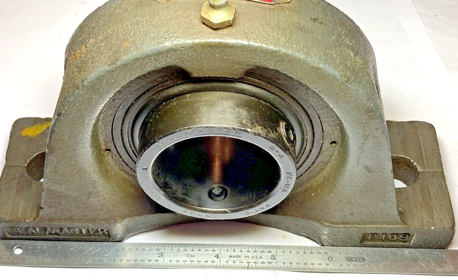 SEALMASTER S2272M3C PILLOW BLOCK BALL BEARING UNIT 1 15/16″ BORE- NEW OLD STOCK