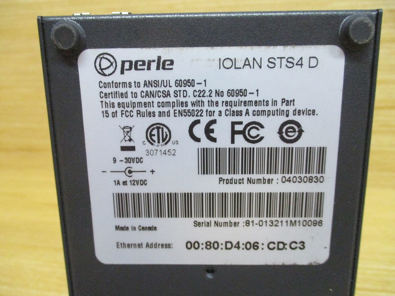 Perle IOLAN STS4 D Terminal Server 04030830