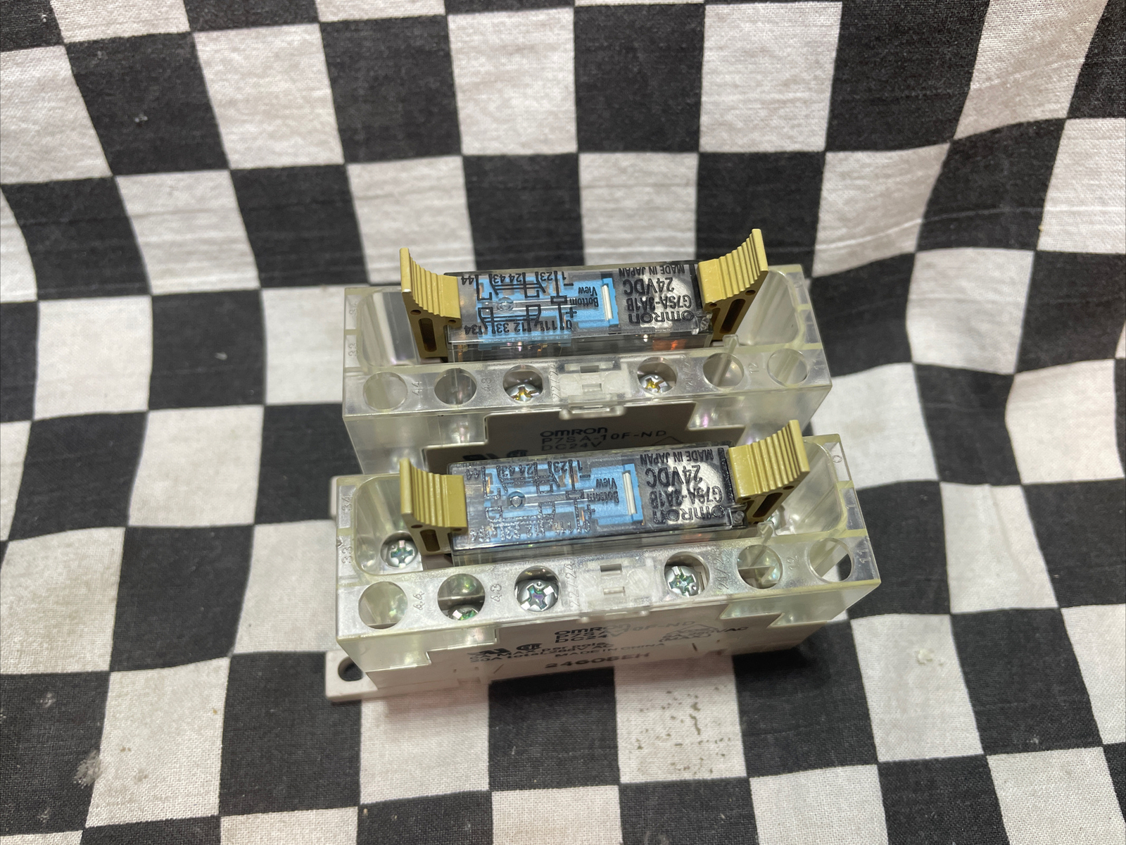 OMRON BASE RELAY 24V, P7SA-14F-ND & G7SA-5A1B, P7SA-10F-ND & G7SA-3A1B, LOT OF 6