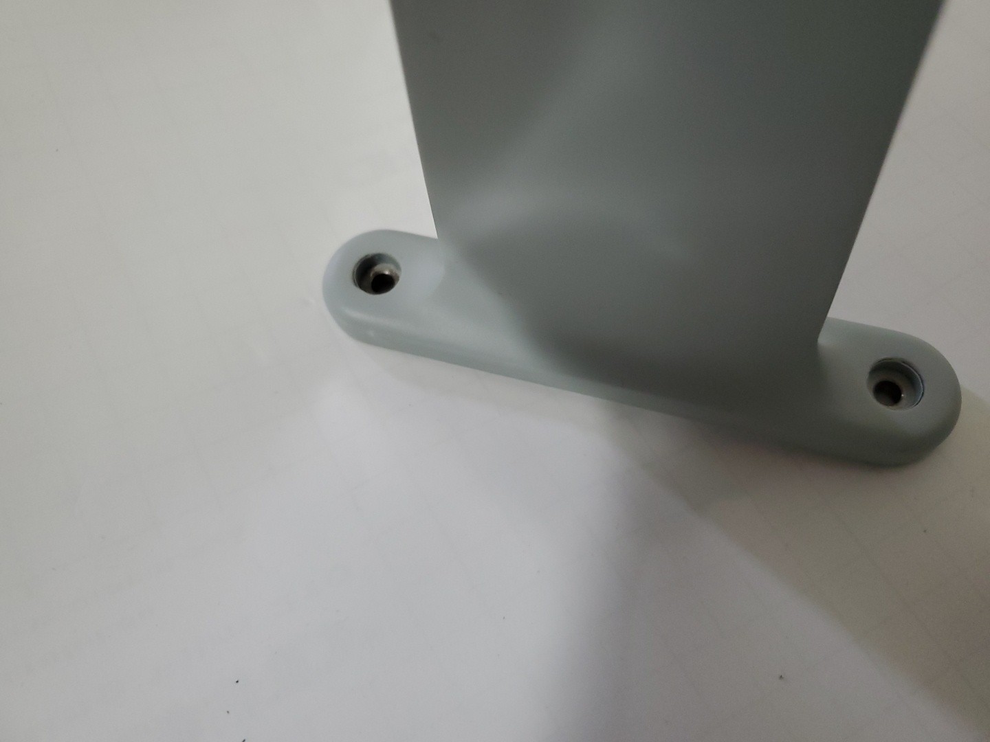 PHARAD AU-800-6000 Blade Antenna 800 MHz to 6 GHz, 2.4 to 5 dBi Gain, SMA