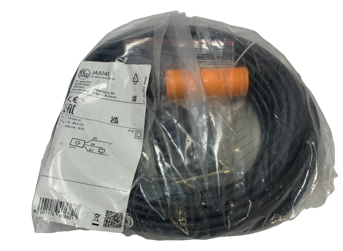 IFM EFECTOR IA-3010-BPKG INDUCTIVE SENSOR 10-36VDC 15MA PNP (IA5045) New!