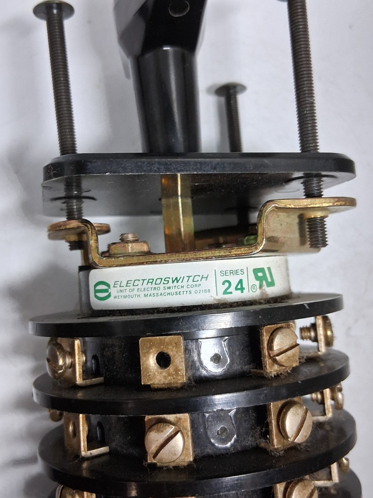 ELECTRO SWITCH 24206B ROTARY WITH HANDLE 600V 20A