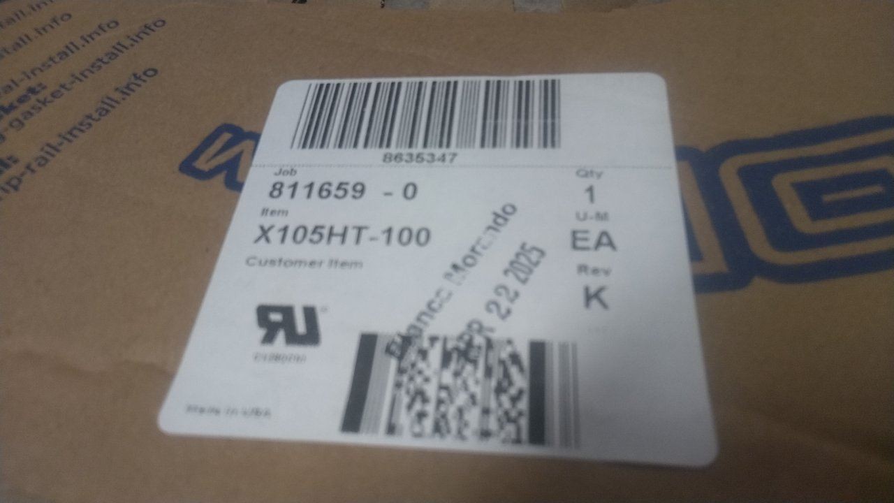 Trim Lok Inc X105HT-100 7/16 In Overall H 100 Ft L D-Shaped Seal (BW)