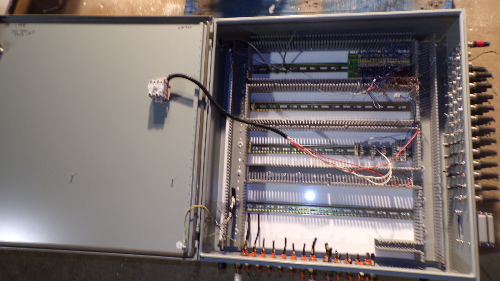 Hoffman CSD30308 Electrical enclosure Patchbay Multiple In/Outputs ITW124697
