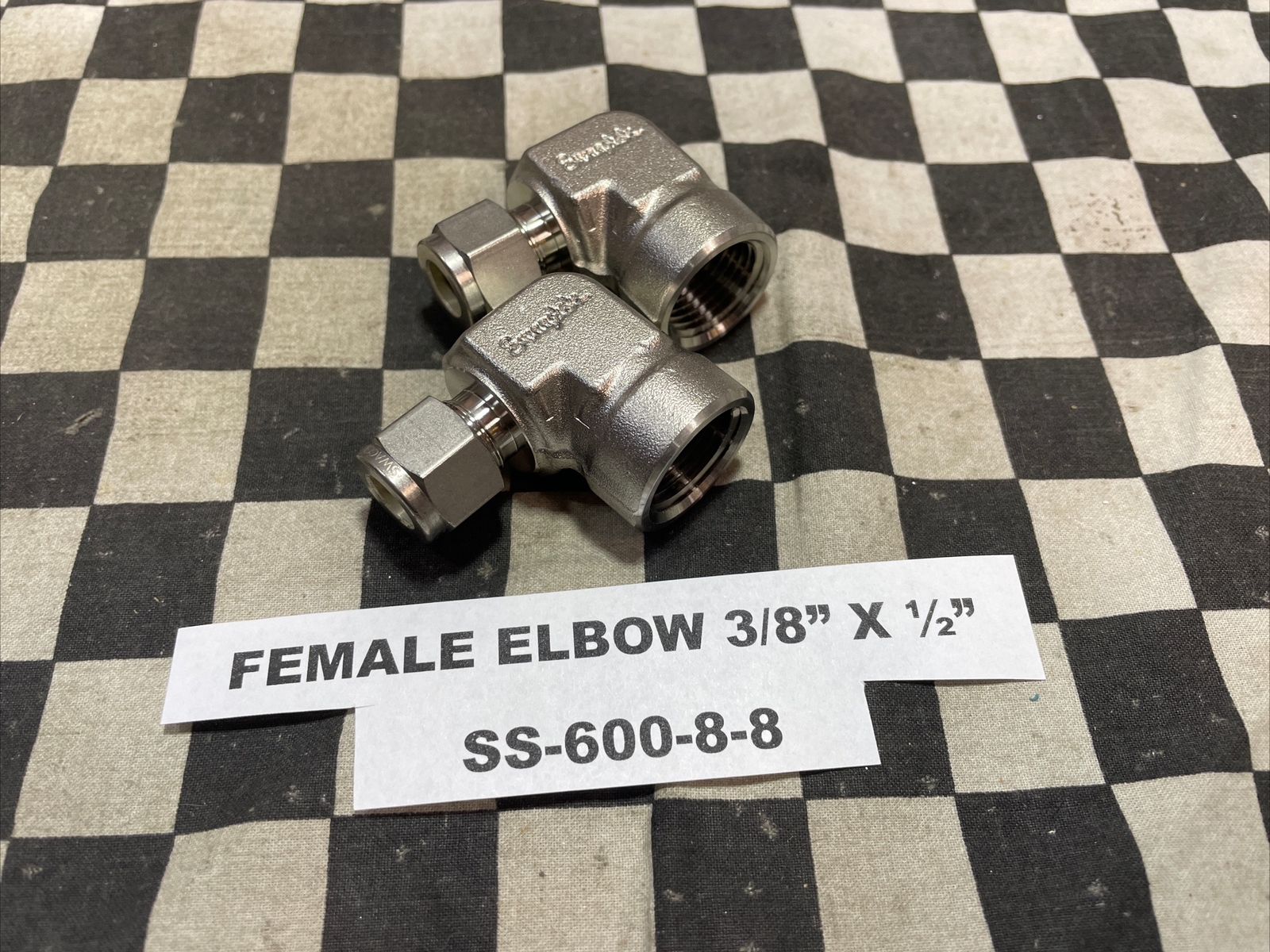 SWAGELOK SS-600-8-8, SS-810-8-8 , FEMALE ADAPTER 1/2″ FNPT, LOT OF 4#163915