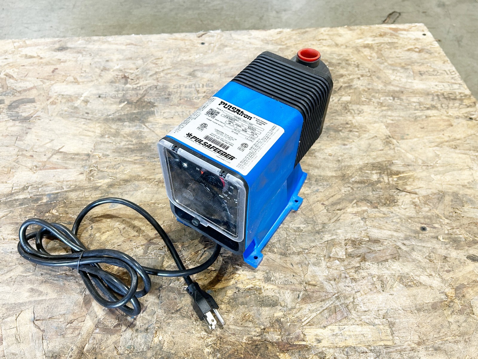 New Pulsafeeder LPE4SA-VTC1-XXX Metering Pump Motor 100PSI 44GPD 115V