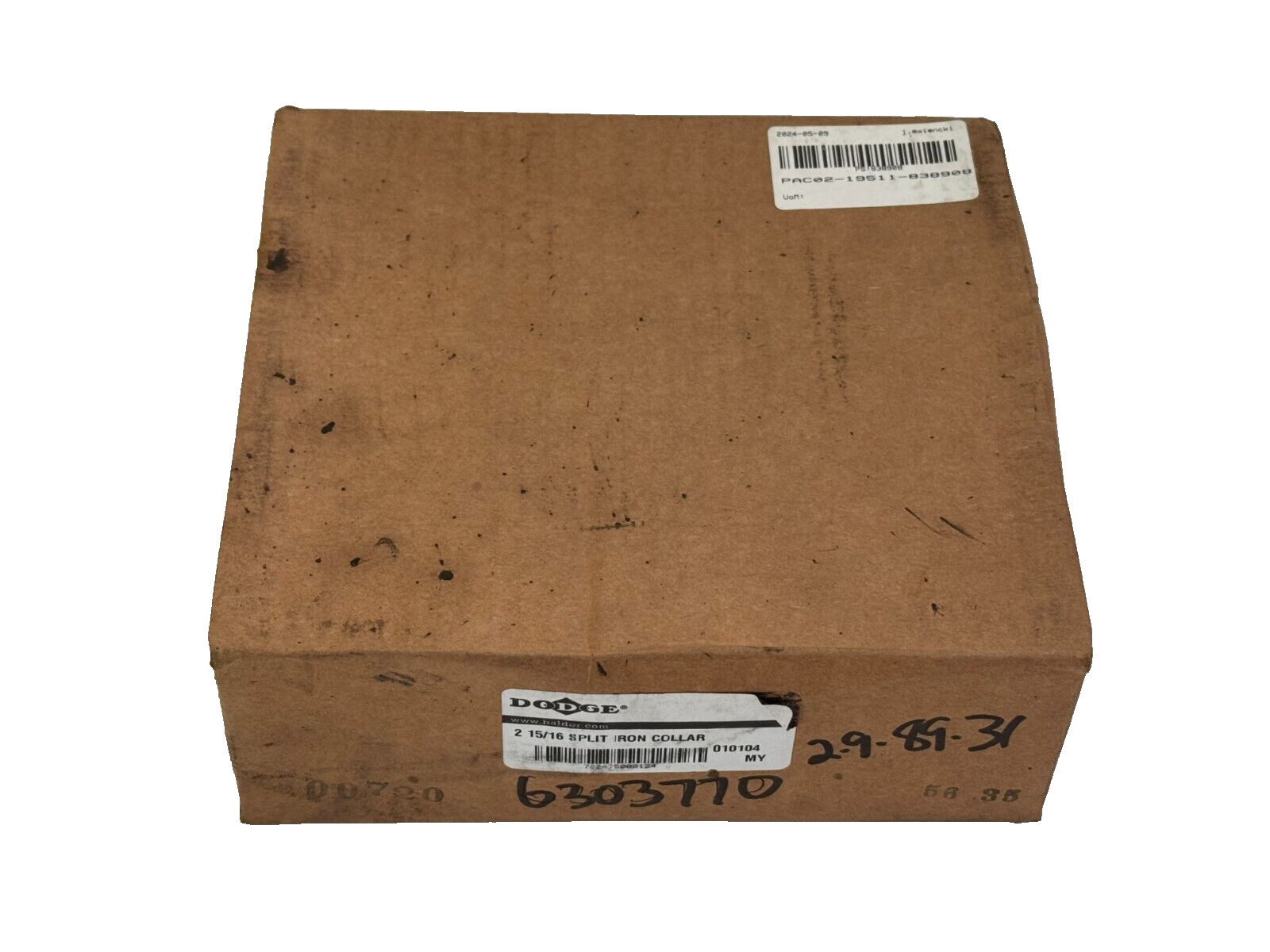 NEW IN BOX Dodge 2 15/16 Split Iron Collar 010104