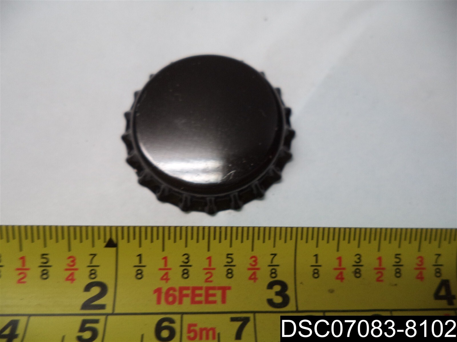 Qty= Approx. 9000: Star Crown N.A. 1-1/4″ Black Bottle Caps, 26CPR OSV