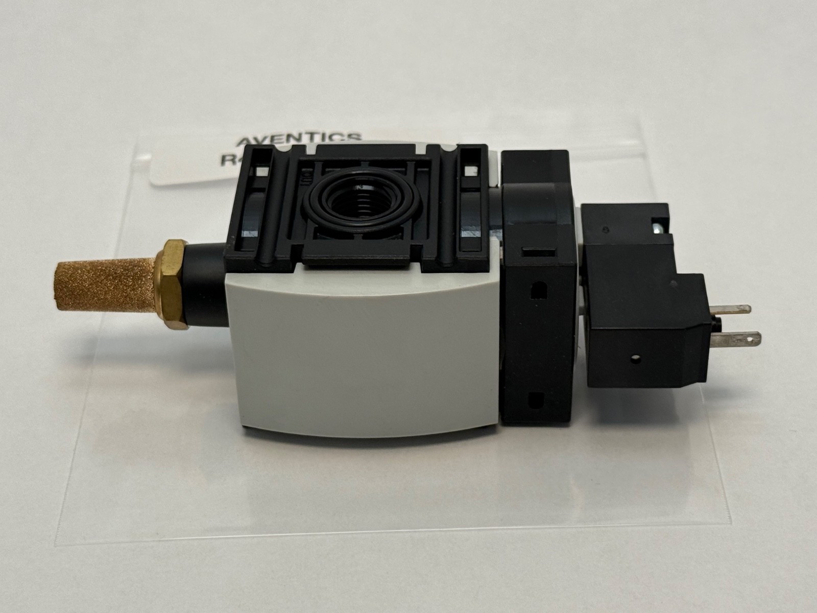 Aventics R412014666 Flow Control Valve AS1-SOV-G014-3/2