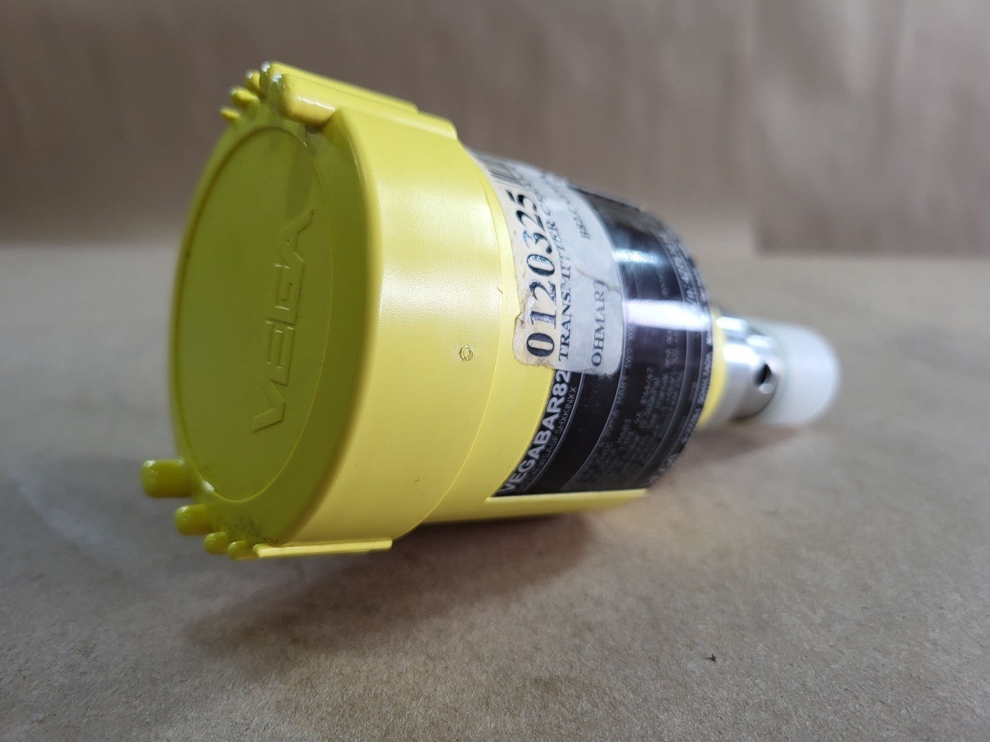 SURPLUS NEW VEGA VEGABAR82 Pressure Transmitter