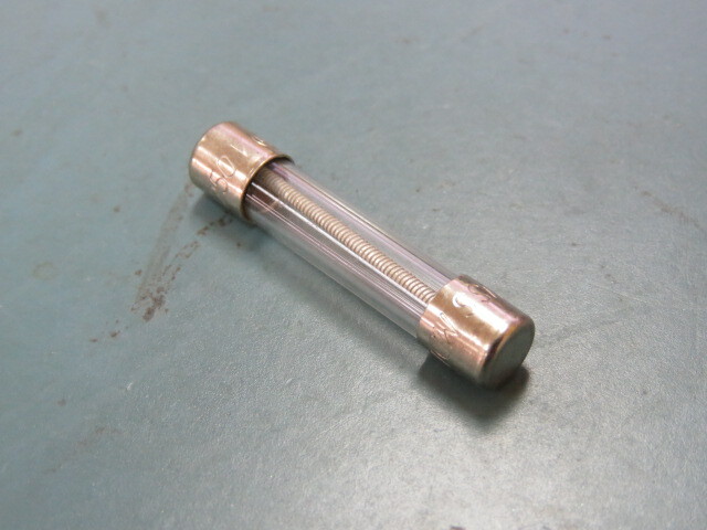 COOPER BUSSMAN BK/MDL-8/10 Qty of 20 per Lot 800mA 250V AC DC Fuse Cartridge, G