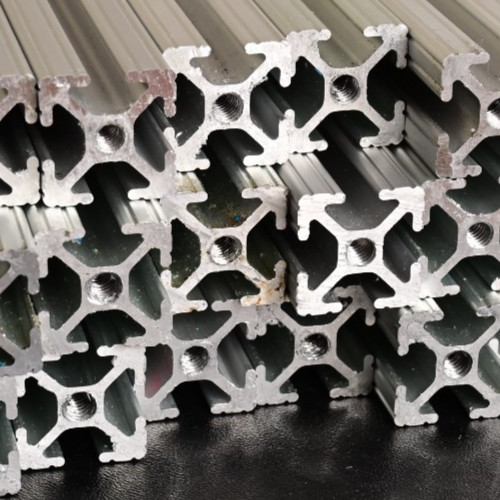 QTY 28 T-Slot 80/20 Style Aluminum Extrusion 1″x1″ x ~8″ Used Total ~18.5ft 9lb
