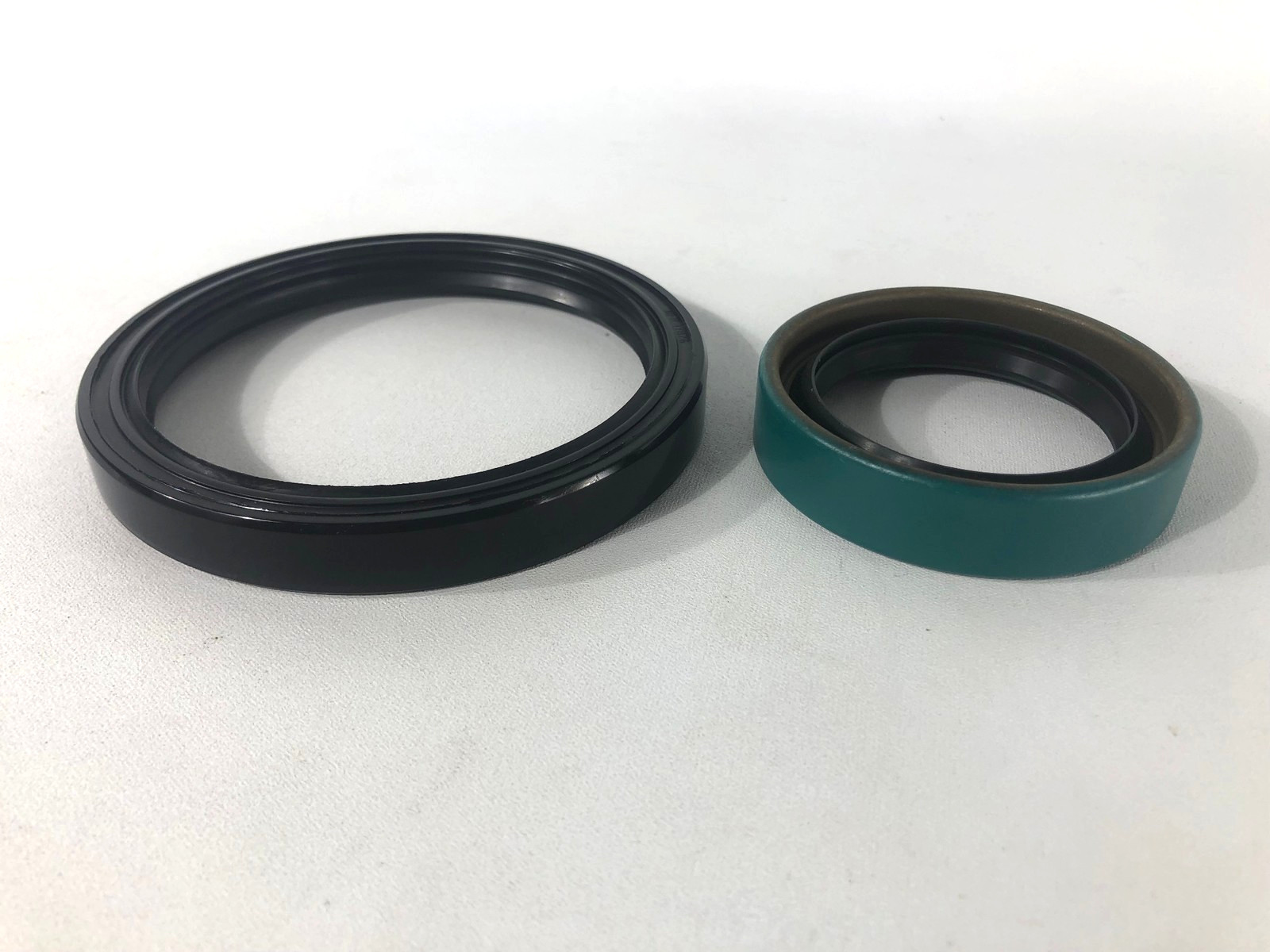 HMMWV M998 Geared Hub Seal Modification Kit PN: 2940L0013 NSN: 2590-01-523-1657