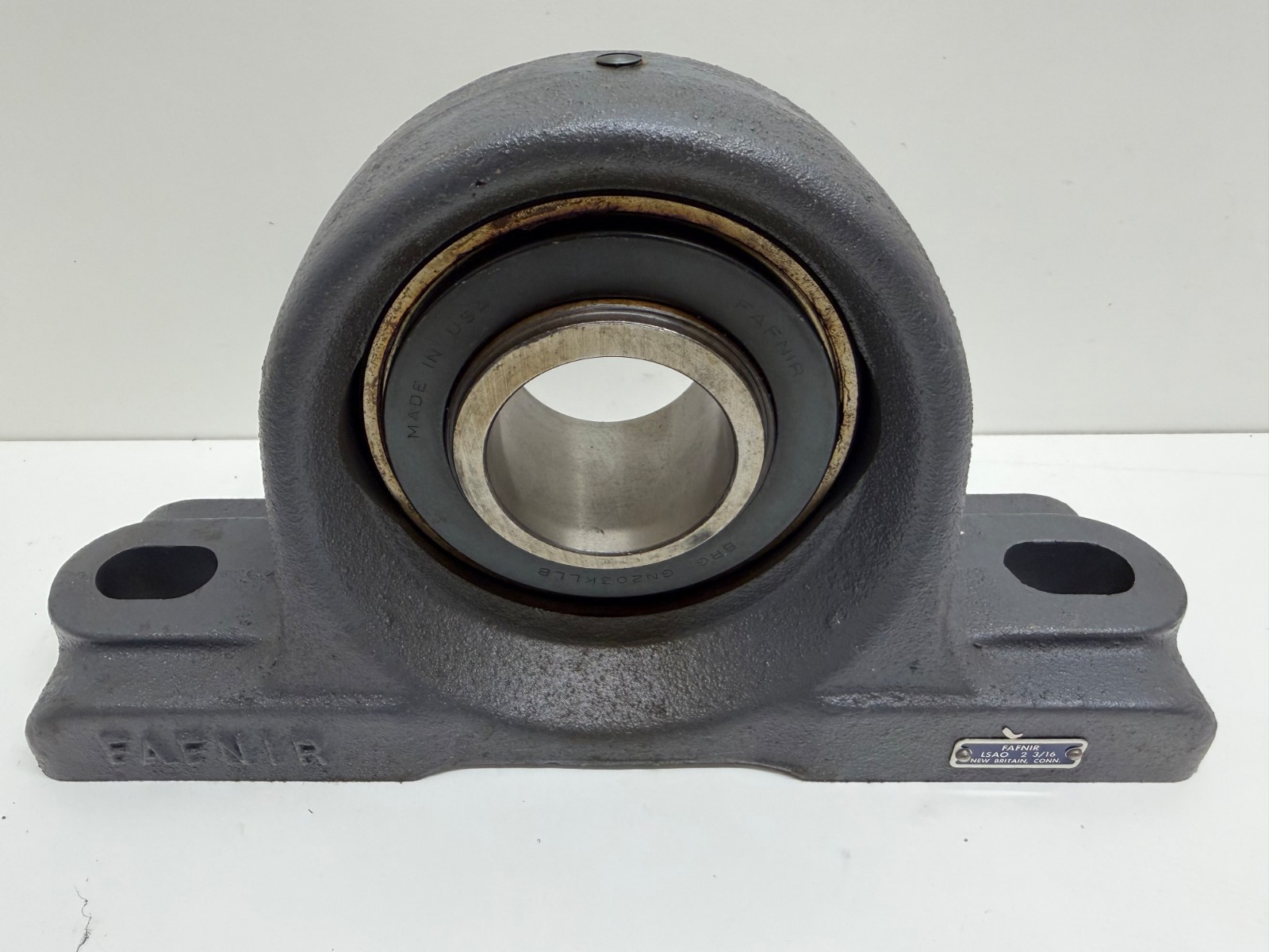 NEW OLD STOCK! FAFNIR 2-3/16″ BORE PILLOW BLOCK BALL BEARING LSAO-2-3/16