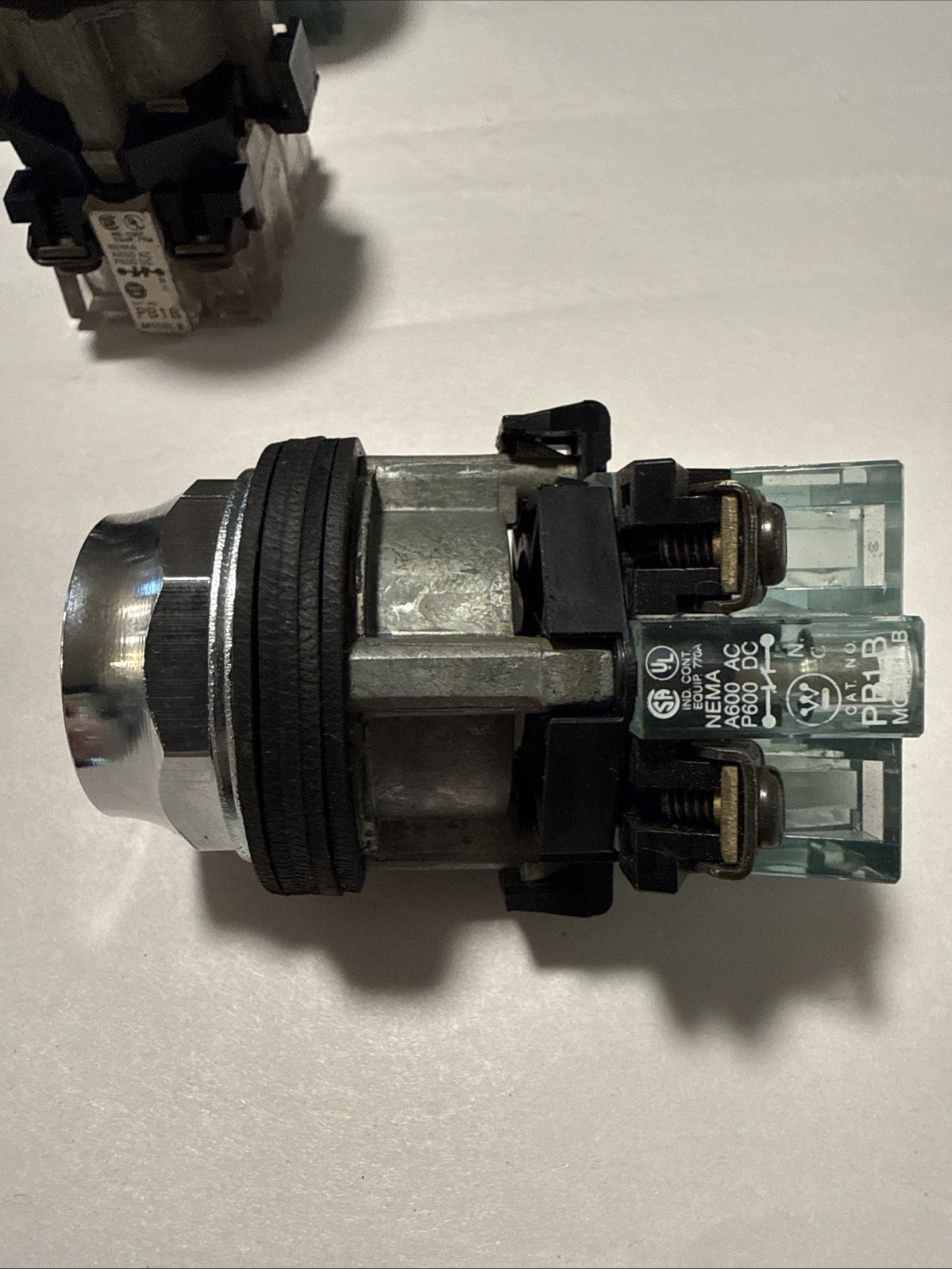 Lot of 7 Westinghouse C950303 Pushbutton Operators PB1A PB1B Flush & Extended