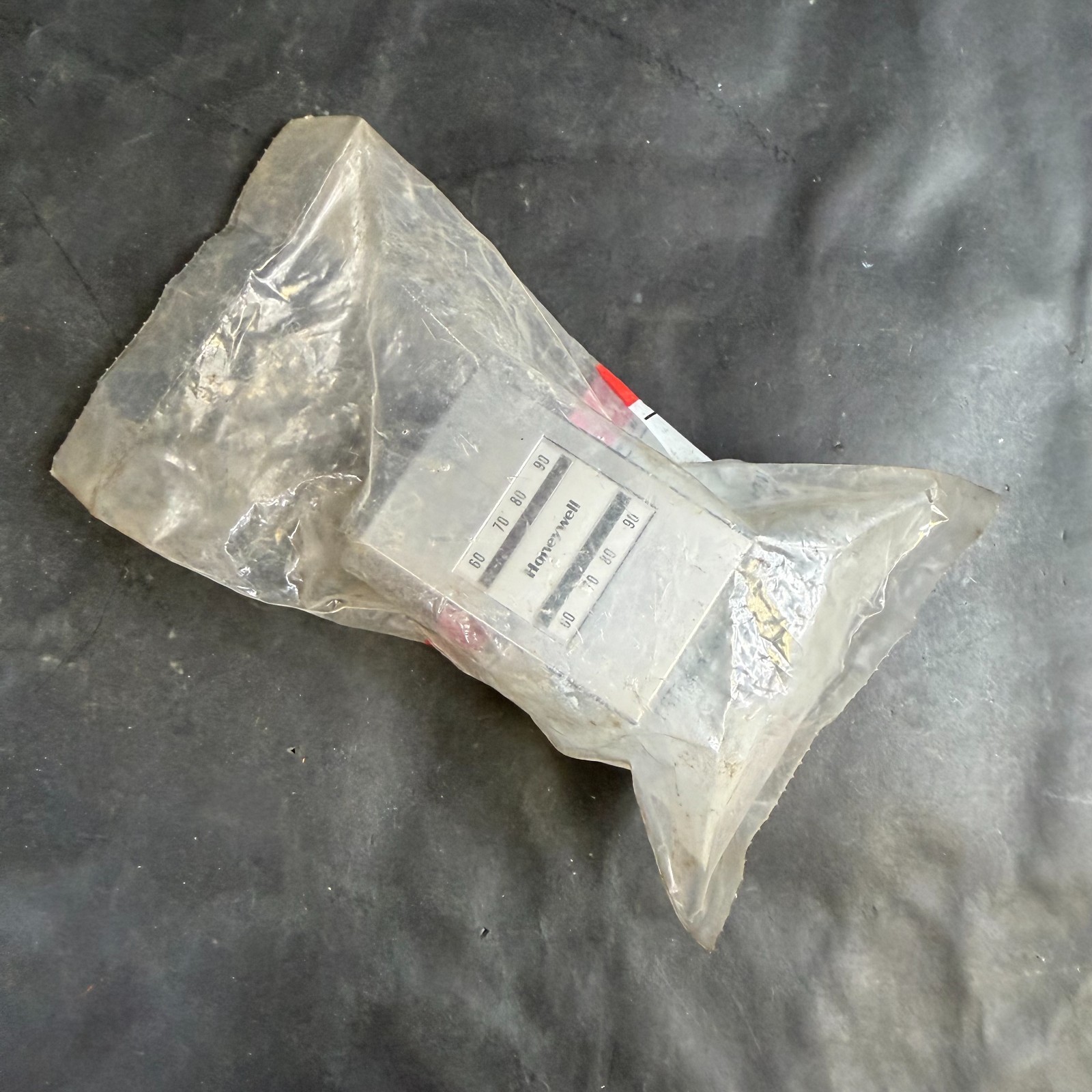HONEYWELL 1400406-111 THERMOSTAT COVER ($40 OBO)