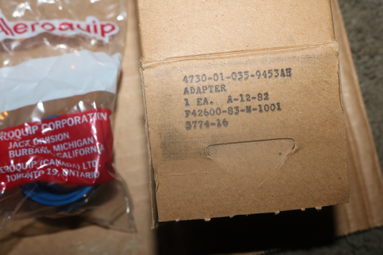 NOS Aeroquip hose fitting PN 3774-16 1 7/16 to 1 5/16 4730-01-035-9453