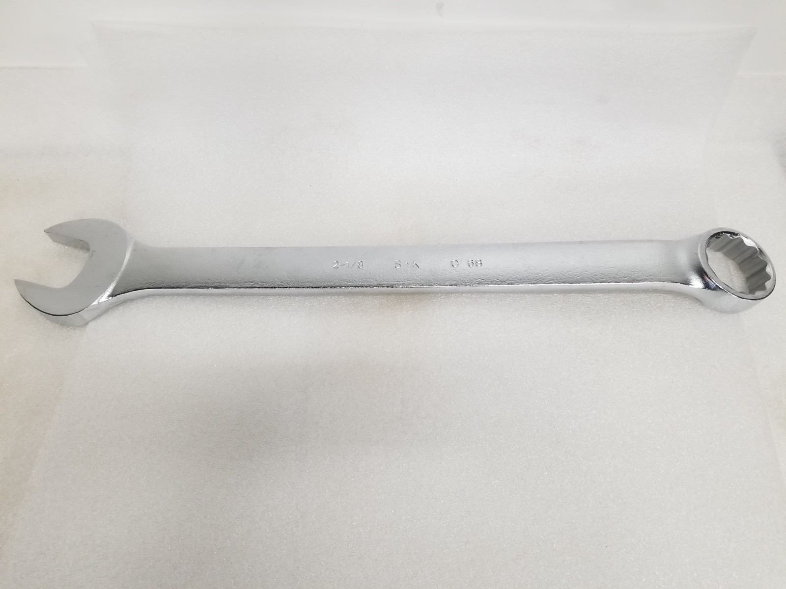 S-K Tools C68 Combination Wrench 2-1/8″ SurGrip 12-Point 28″-OAL Made in USA